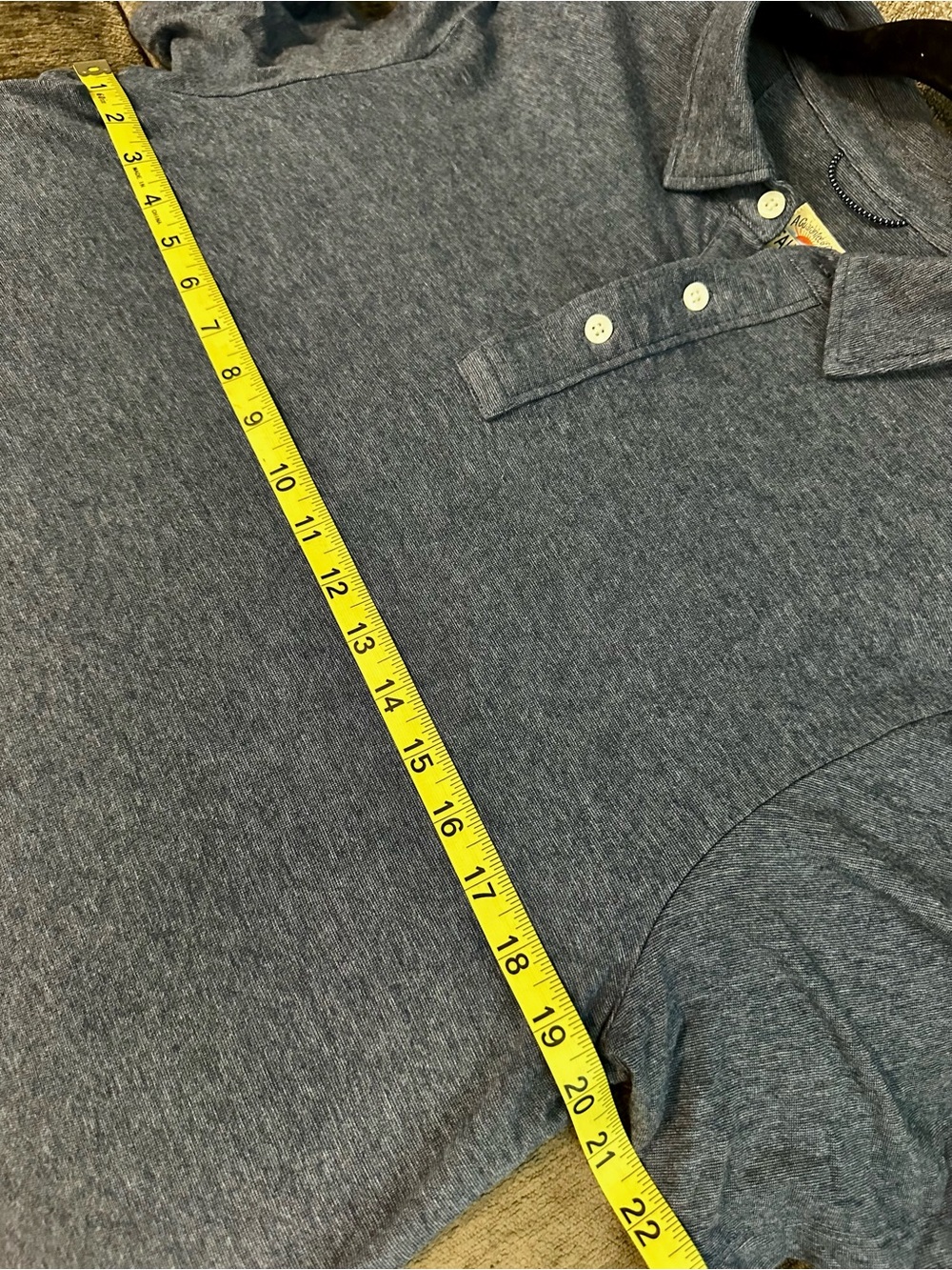 Faherty Short-Sleeve Movement Polo in Blue Size Medium - Picture 7 of 7